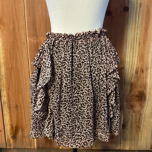 Topshop Dresses & Skirts - Topshop idol leopard print ruffle mini skirt